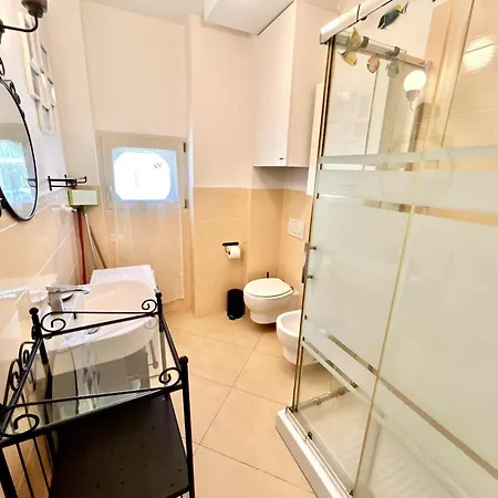 Bilo Gaspo In Centro A アパート